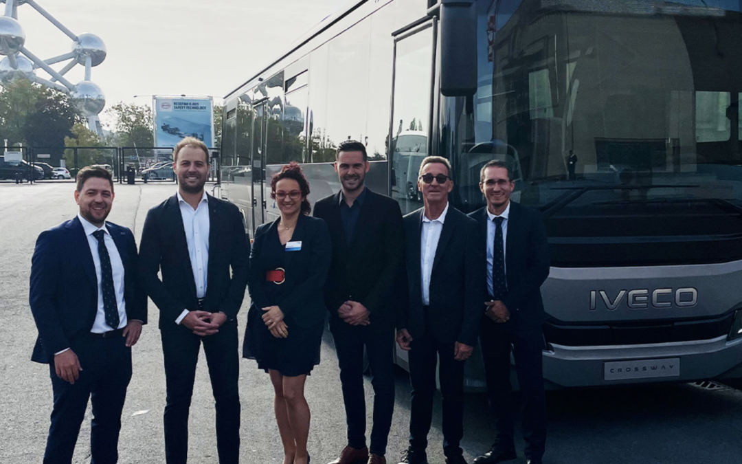 Autocars Ginhoux commande 24 autocars Iveco Bus à Busworld