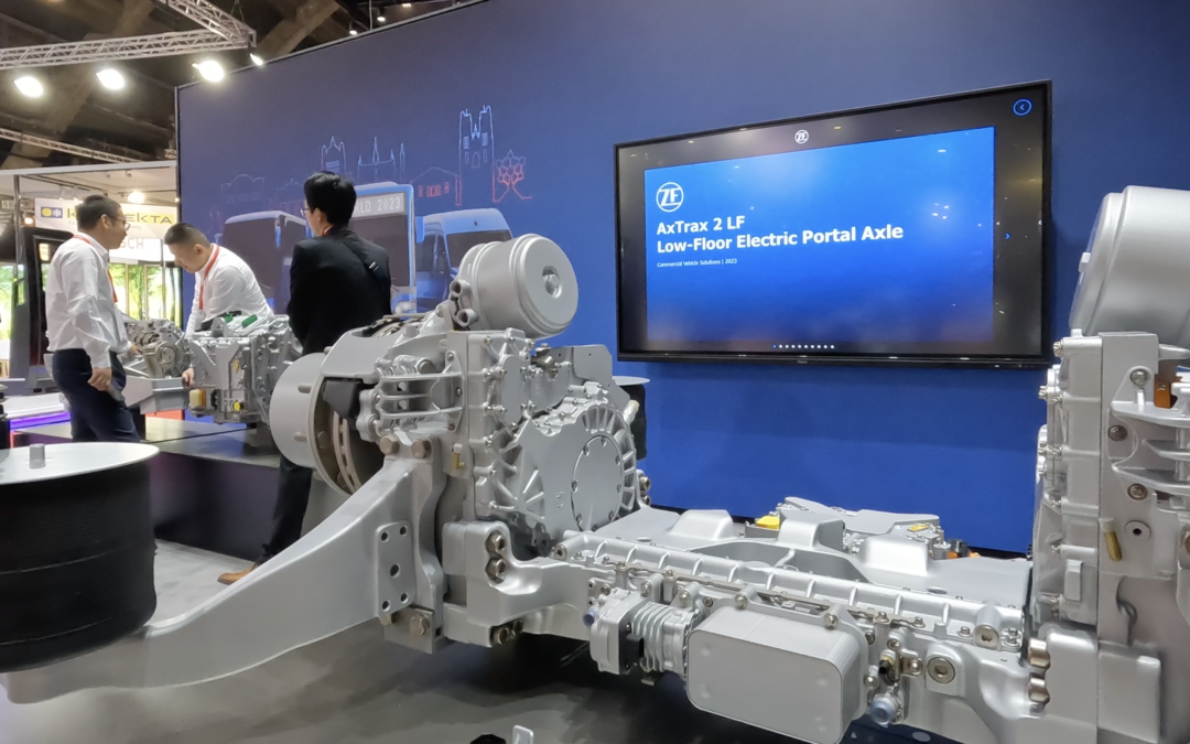 Busworld 2023 : ZF a lancé son essieu électrique surbaissé AxTrax 2 LF