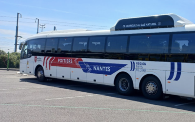 Deux nouveaux cars bioGNV pour la ligne Poitiers-Nantes