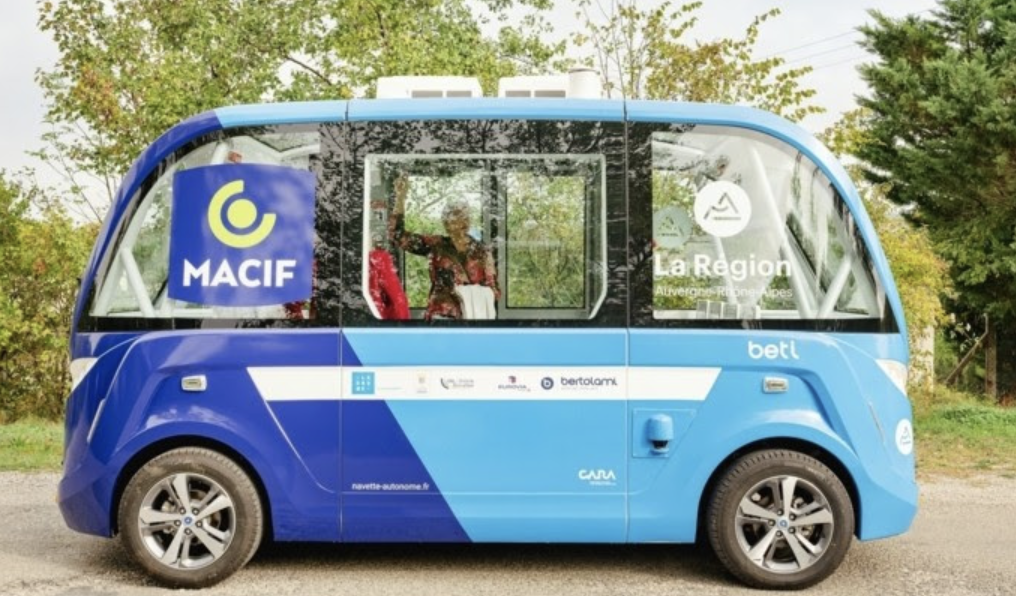 Movin’On enquête sur le véhicule autonome dans les EPCI