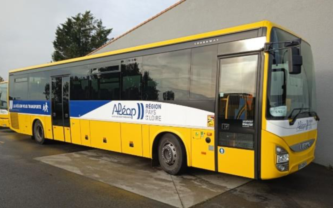 Oleo100 célèbre son partenariat avec Iveco Bus et les Transports Voisin