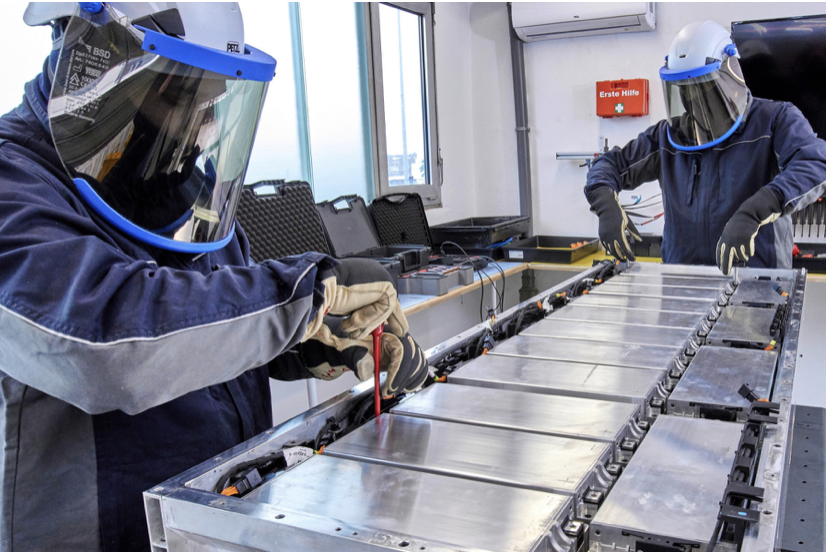 MAN fête l’achèvement des travaux de son usine de batteries de Nuremberg