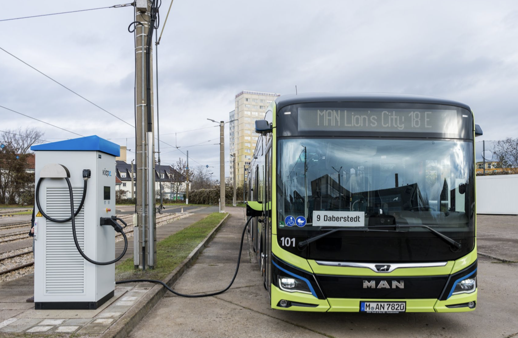 Allemagne. Quand Kiepe alimente des bus électriques grâce au tramway