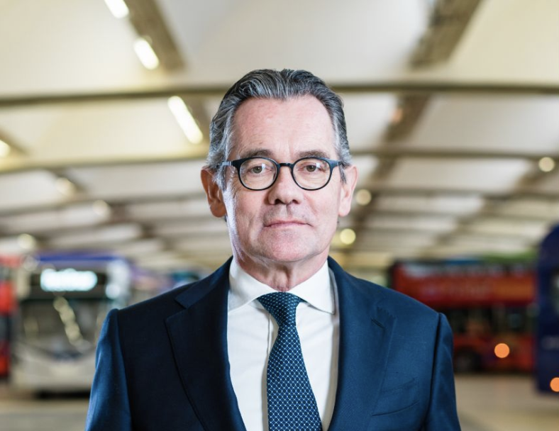 Wrightbus nomme Jean-Marc Gales à la vice-présidence
