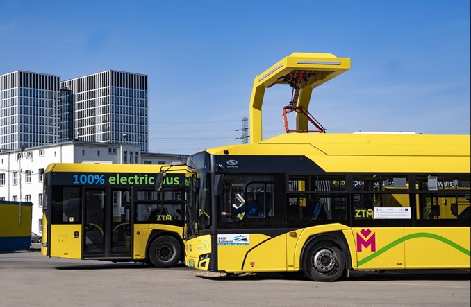 Pologne. GZM Metropolis signe avec Solaris