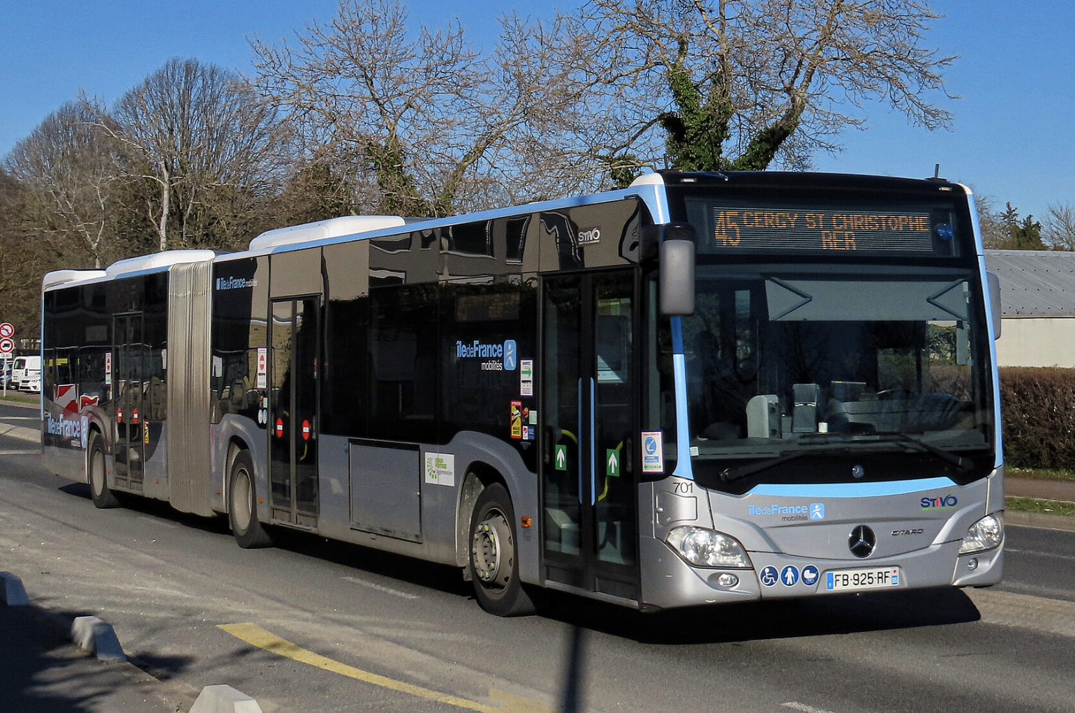 Bus Cergy-Pontoise