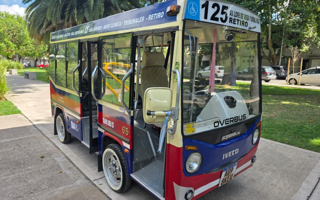 Buenos Aires. Iveco Bus inspire un minibus artisanal