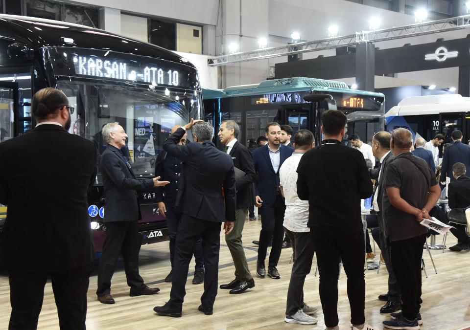 Busworld Türkiye voit plus grand