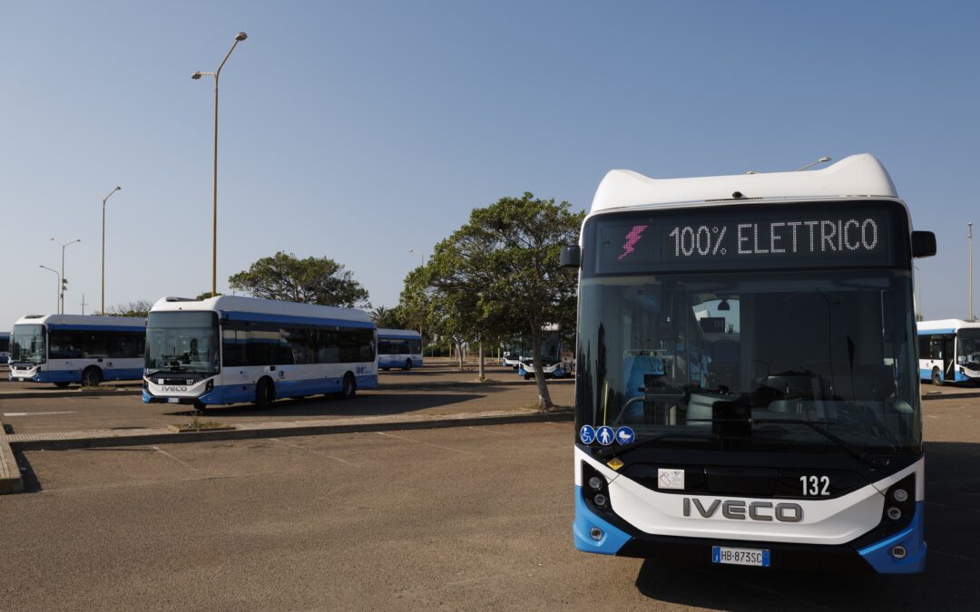 Iveco Bus livre les premiers E-WAY équipés de batteries FPT