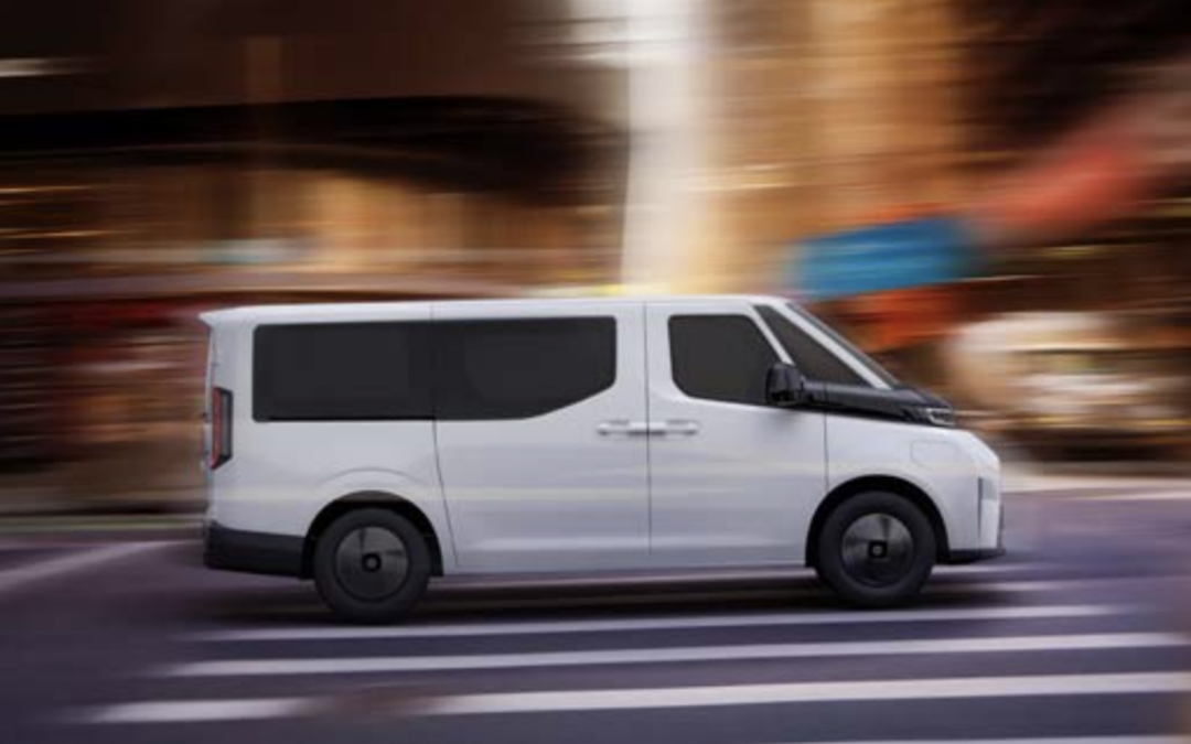 Farizon présente officiellement en France ses SV Combi et SV Minibus